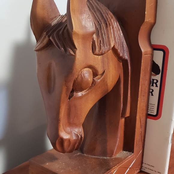 Vintage hand carved book ends - Picture 2 of 3